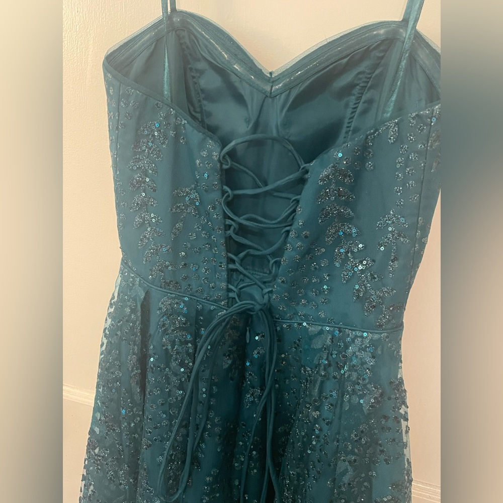 Blondie nights, sparkly sequined, green party dress. Size 1 - Picture 2 of 5